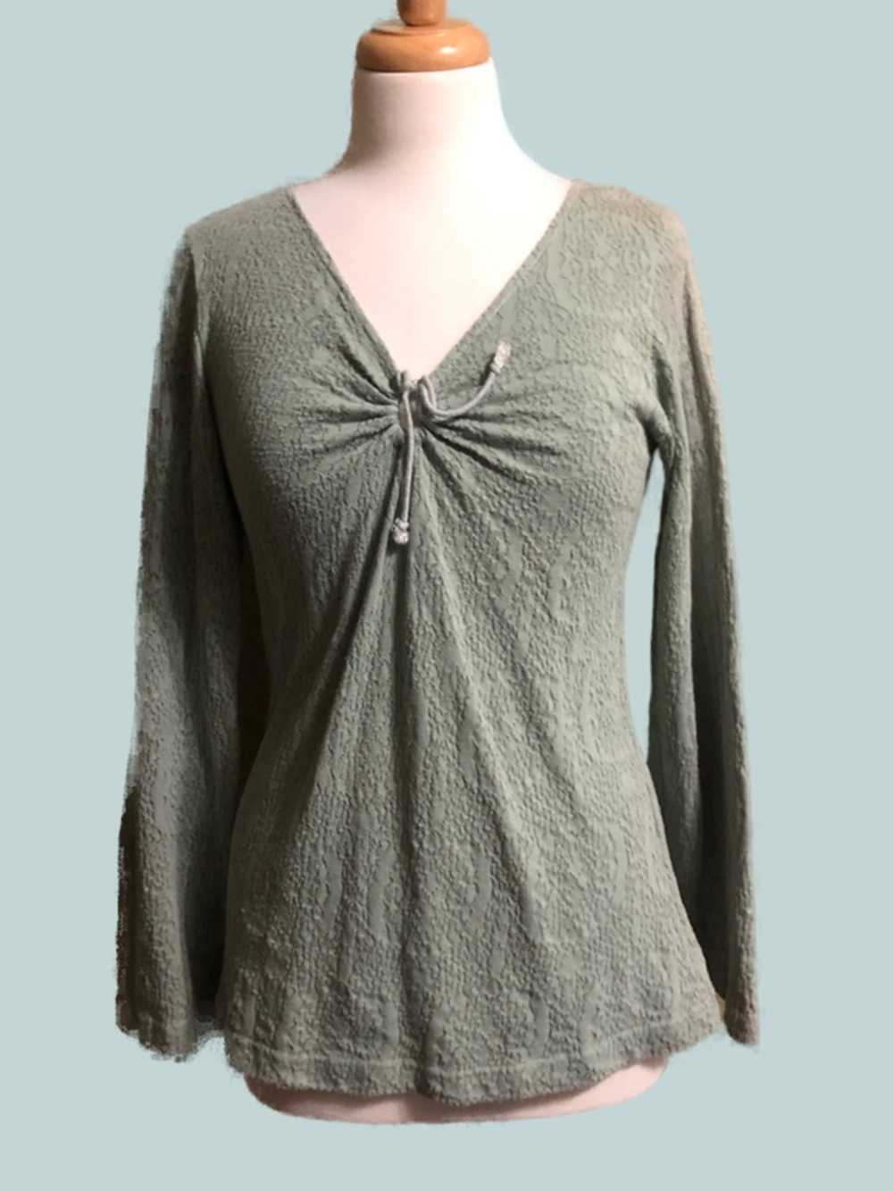 Earth Creations Sage Green Textured V-Neck Long Sleeve Top (S)
